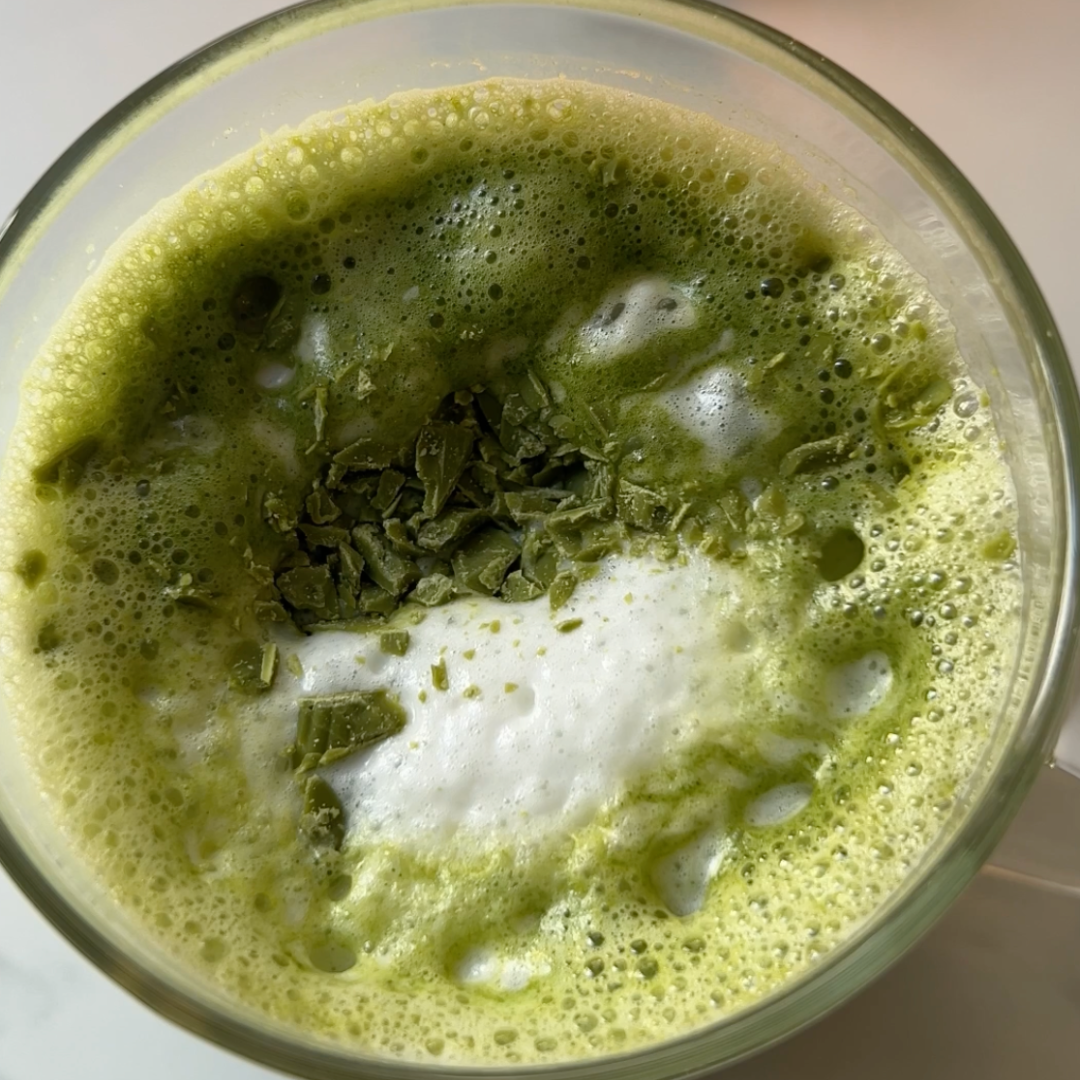 Protein White Chocolate Matcha Latte Recipe Beck's Broth