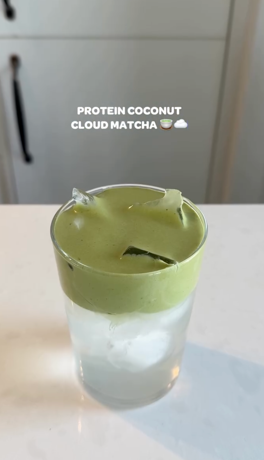 PROTEIN COCONUT CLOUD MATCHA