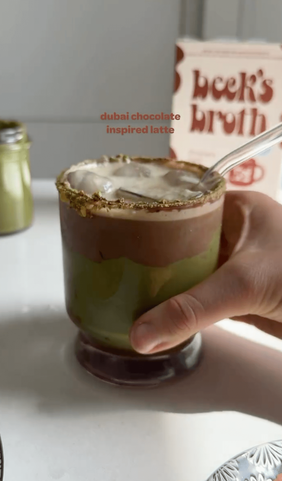 PROTEIN DUBAI HOT CHOCOLATE LATTE - Beck's Broth